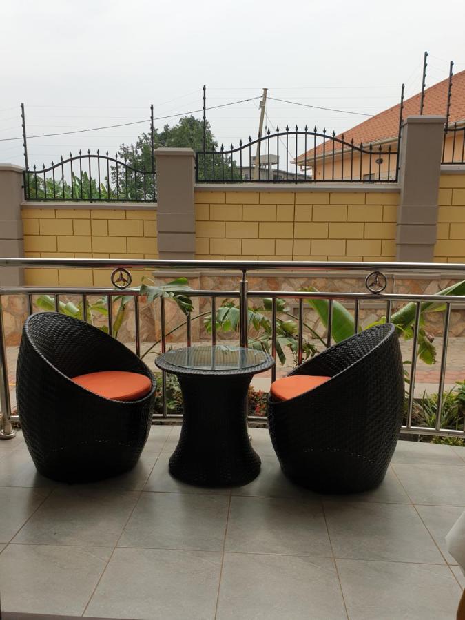 Blt Suites - Furnished Apartments Kampala Exteriér fotografie
