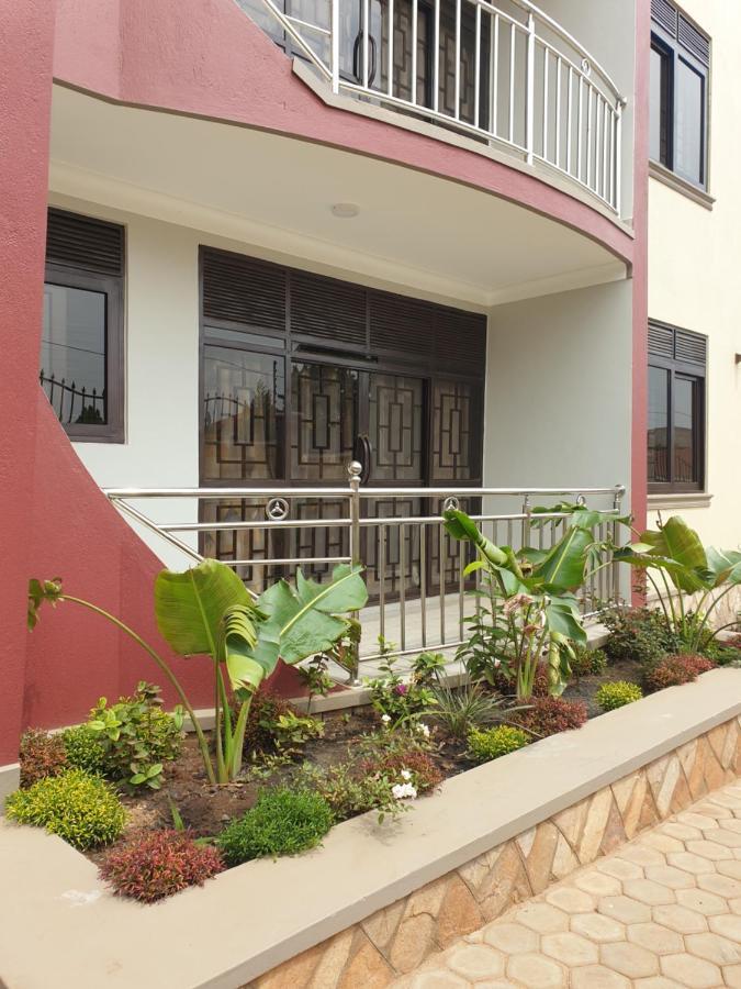 Blt Suites - Furnished Apartments Kampala Exteriér fotografie